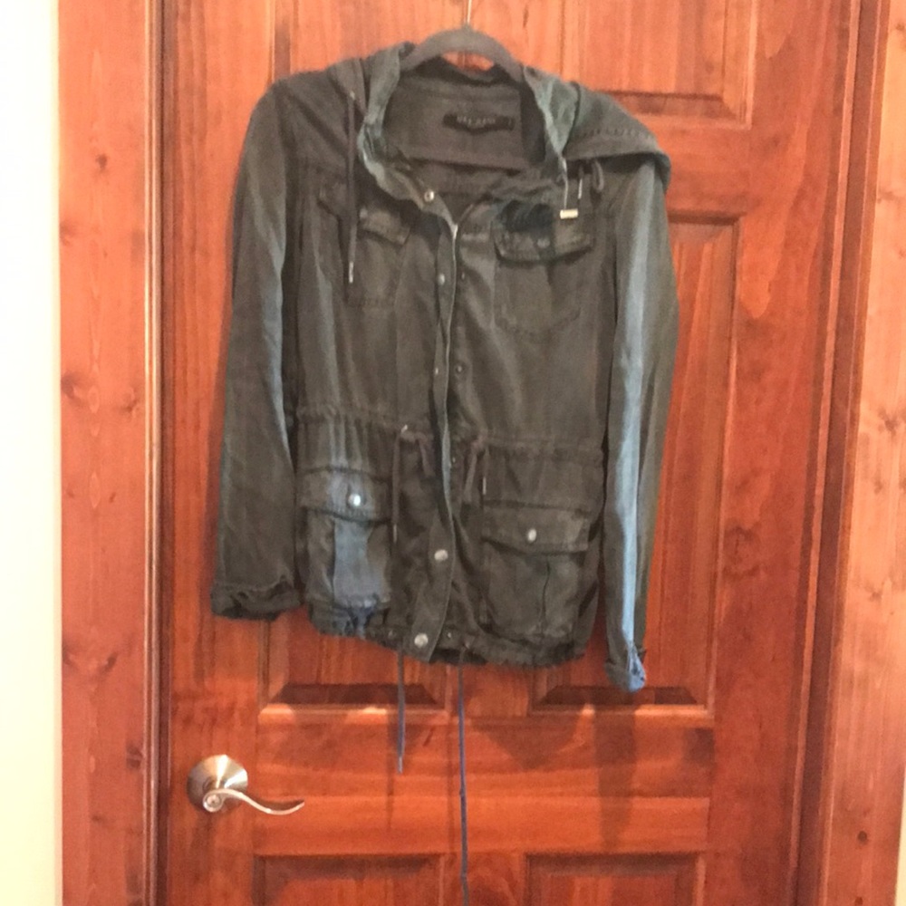 Max Jeans grey zip up jacket. Small